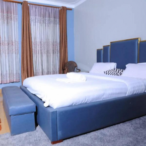 Buddiez Platinum Hotel